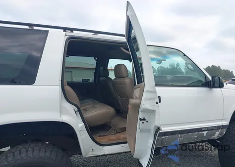 1997 GMC Yukon Sle from USA, damaged, VIN 1GKEK13R6VJ703527